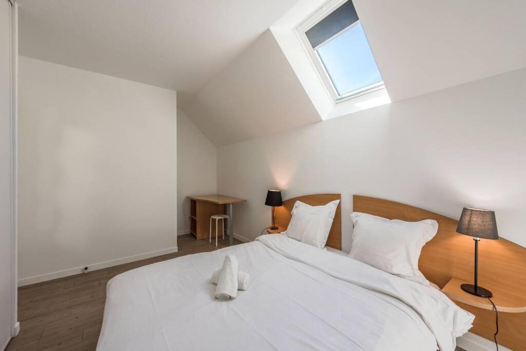 Guest House III Magny-le-Hongre Buitenkant foto